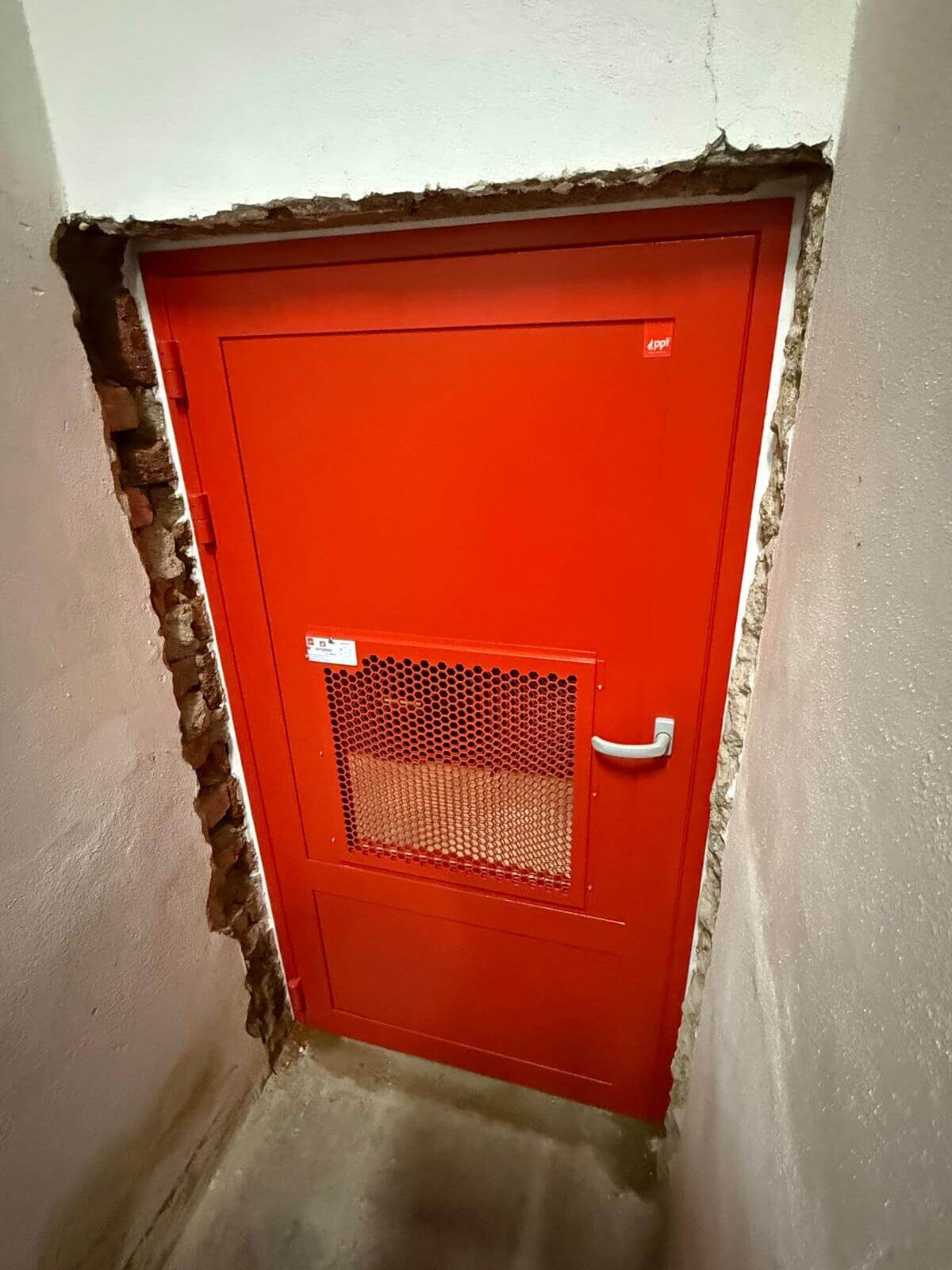 0b9fdfd4-6eb2-40be-a87d-830b7ea2f9c2